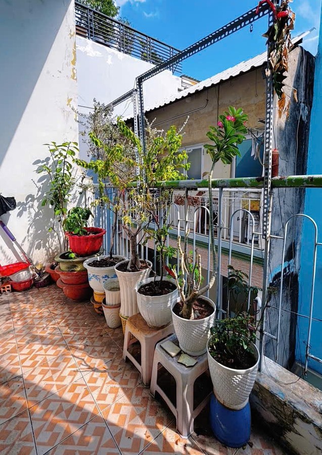 Bán nhà nhỏ 3 tầng tại Văn Thân, Quận 6, TP.HCM, 3ty8x